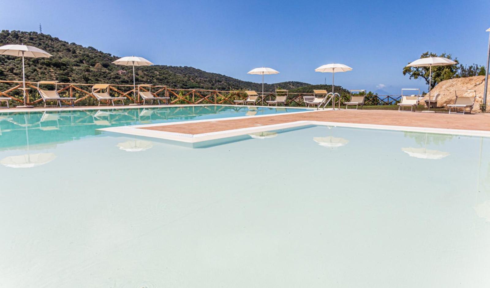 Ginevra Agrituristico 4*