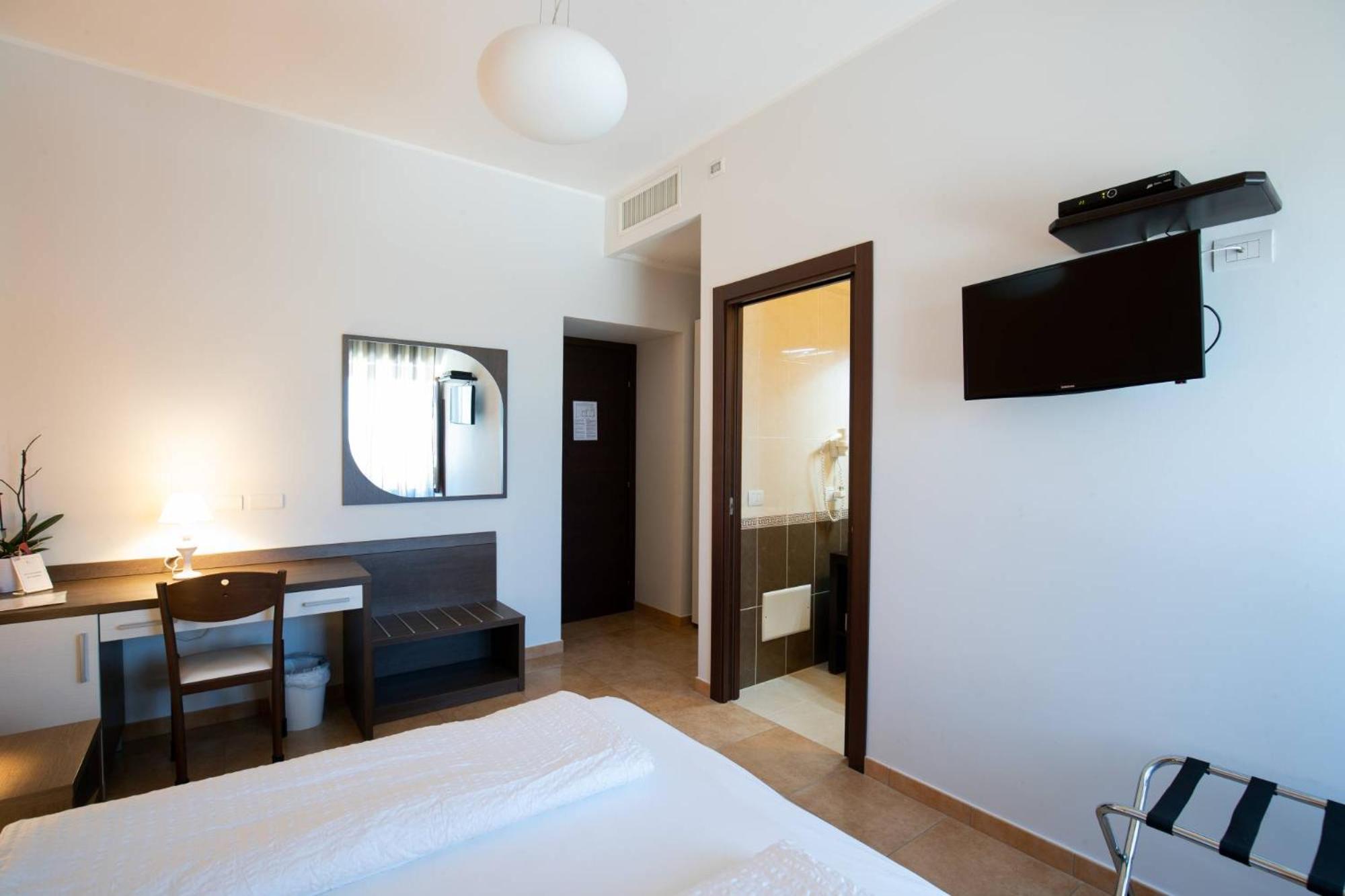 Ginevra Agrituristico 4*