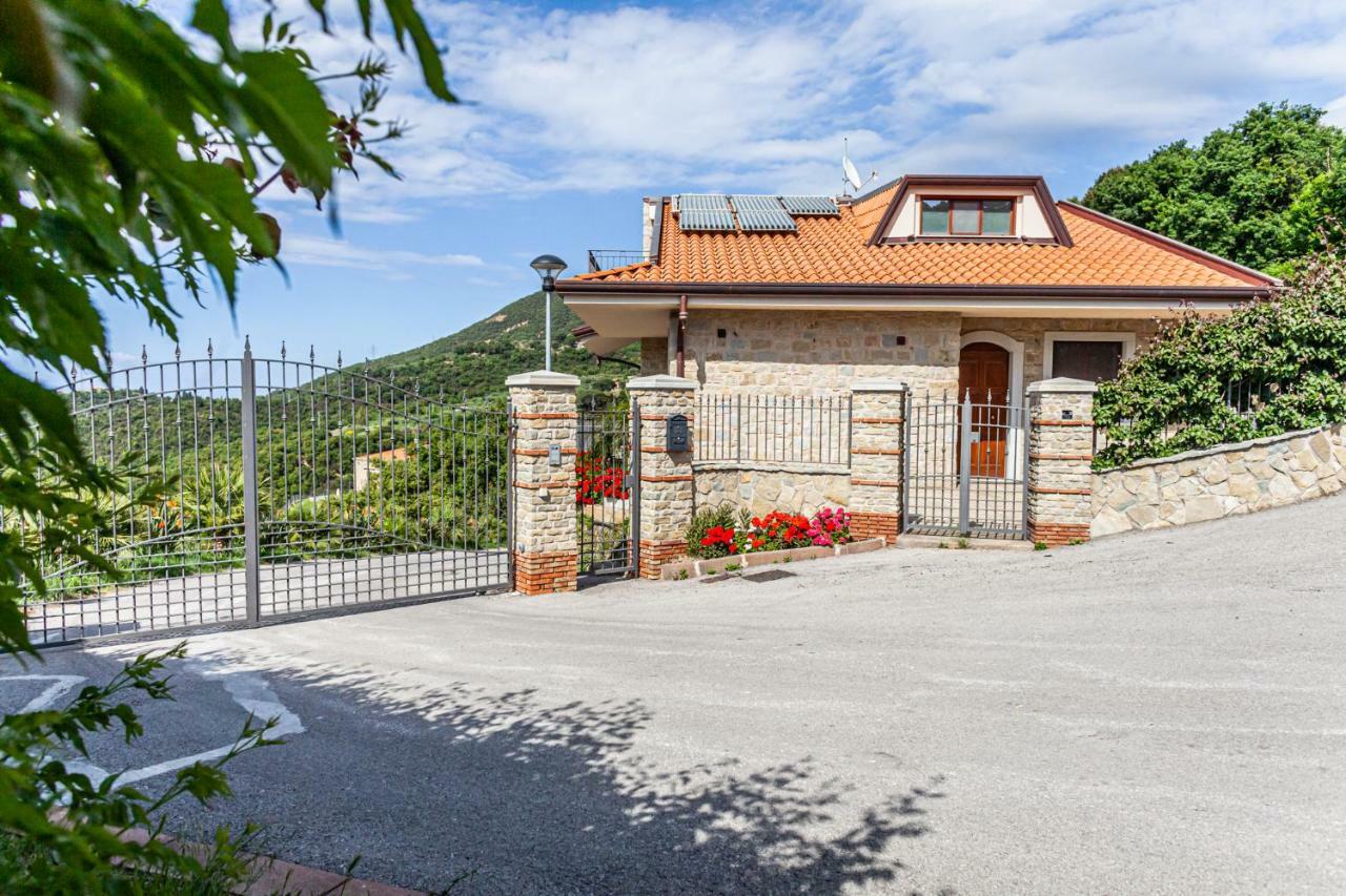 Ginevra Agrituristico 4* Ficarra
